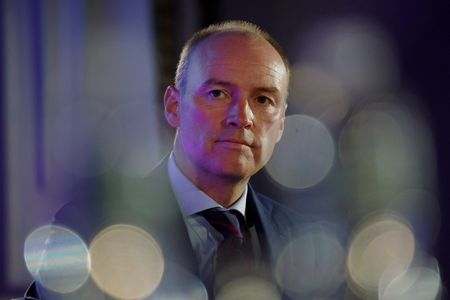 AerCap CEO dismisses calls for Boeing leadership changes